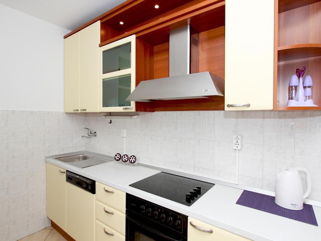 Center Apartment Silvana Спліт Номер фото